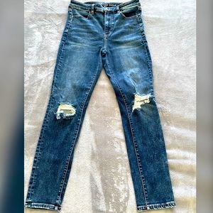 Size 8 Short Distressed American Eagle Jeans